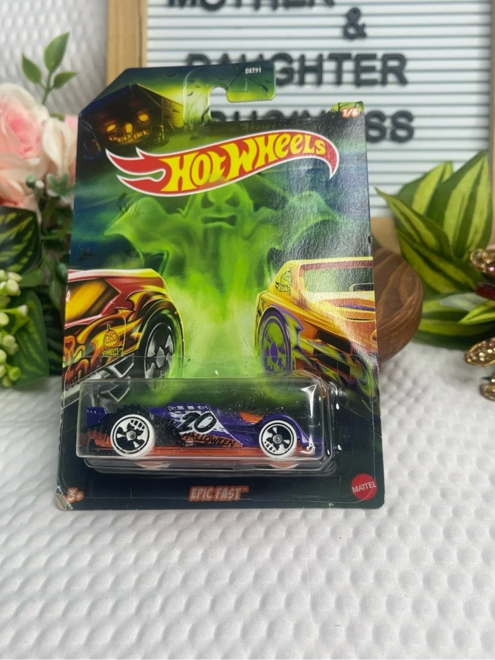 Hot Wheels Epic Fast Halloween Series Purple 1/6 Sealed Mattel 2019 Diecast